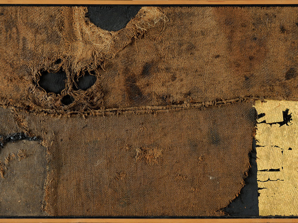 Alberto Burri, Sacco ST 11, 1954. Fondazione Palazzo Albizzini Collezione Burri, Città di Castello