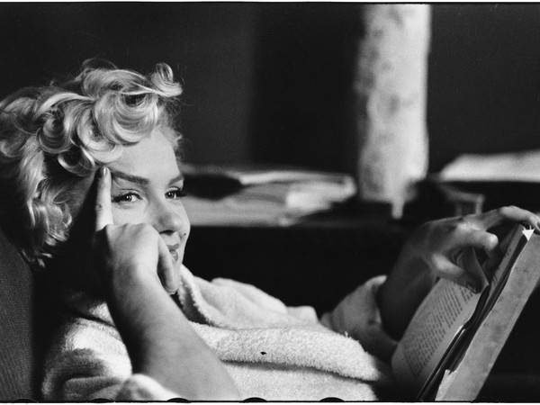 Elliott Erwitt, USA. New York. 1956. American actress Marilyn Monroe