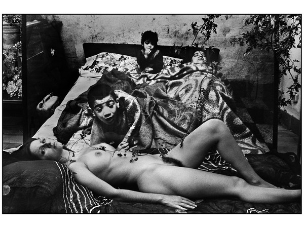 Letizia Battaglia, Nude, rielaborazione Lettone