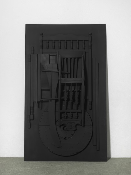 Louise Nevelson, Senza titolo, 1976-1978, Legno dipinto nero 203,2 x 111,7 x 20,5 cm, Courtesy Fondazione Marconi, Milano