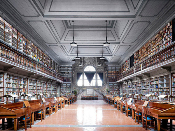 Candida Hofer, Il salone Magliabechiano della Biblioteca degli Uffizi, stampa fotografica