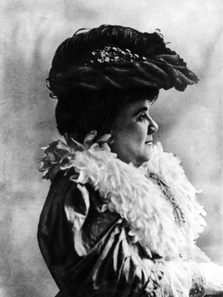 Matilde Serao ( 1856-1927), 1900-1910 ca., DeA Picture Library, concesso in licenza ad Alinari 