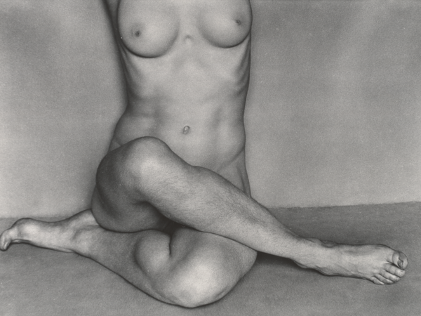 Edward Weston, <em>Bertha Wardell, Nude</em>, 1927. Gelatin silver print