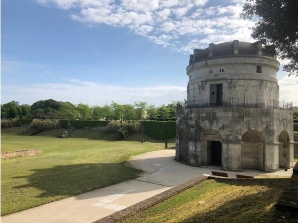 Mausoleo di Teodorico, Ravenna