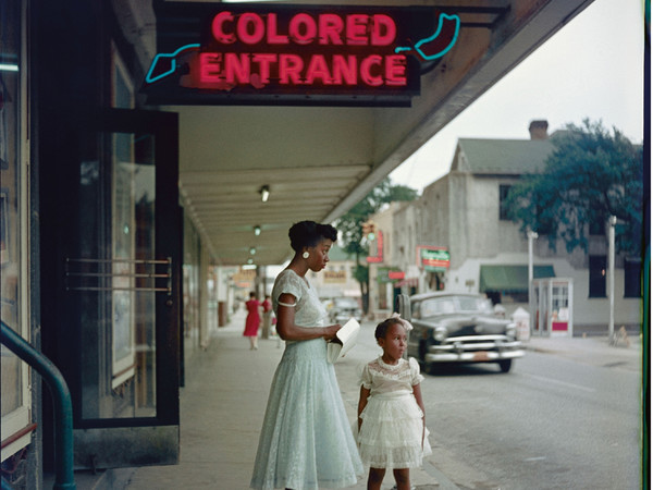 Gordon Parks, Grandi magazzini, Birmingham, Alabama, 1956. © The Gordon Parks Foundation