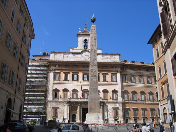 Piazza di Montecitorio