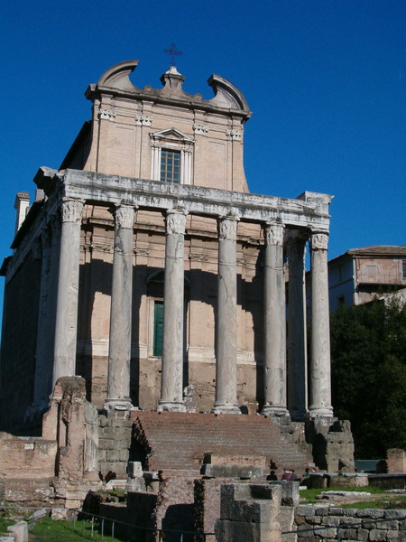 Tempio di Antonino e Faustina