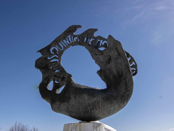 Monumento a Sisto V realizzato da Pericle Fazzini, 1984-1985, Montalto delle Marche