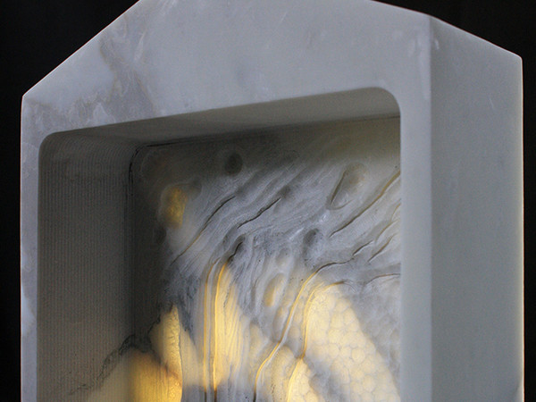 Lorenzo Galligani, Luoghi, marmo calacatta, 25x20x10 cm.