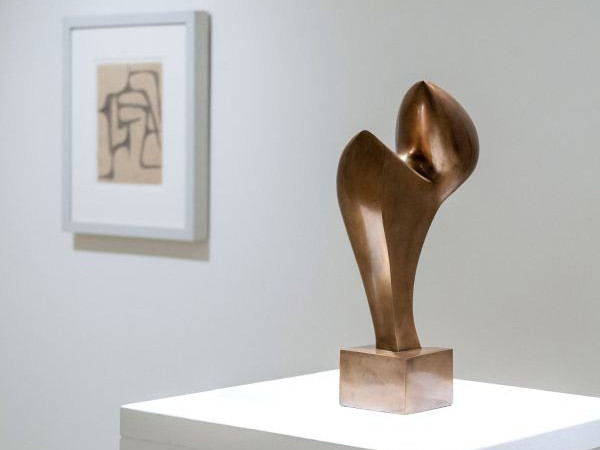 Opera di Jean (Hans) Arp