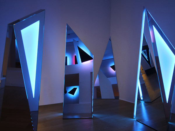 Nanda Vigo, Mostra 'Sky tracks', Trigger of the Space, 2018, installation view. Galleria San Fedele, Milano