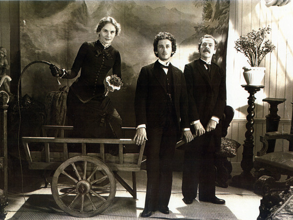 Dominique Sanda, Robert Powell, Erland Josephson, Al di là del bene e del male, 1977. Courtesy Archivio storico comunale di Carpi, Fondo Liliana Cavani