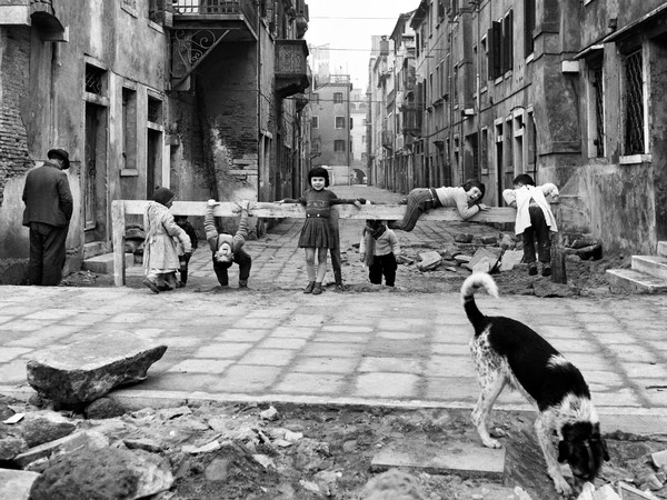 Elio Ciol, Giochi a Chioggia, 1961 | © Elio Ciol