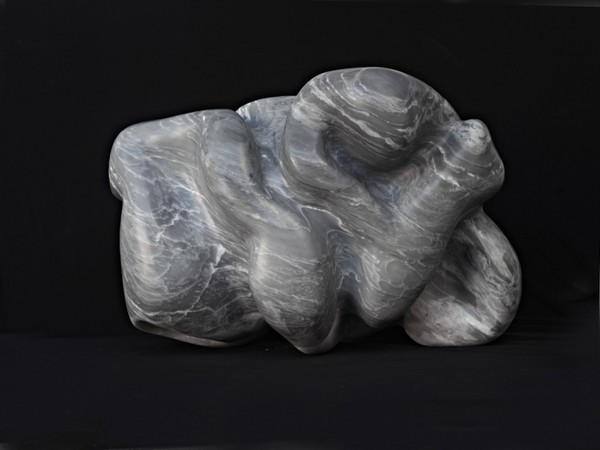 Gillo Dorfles, Senza titolo, 1947-2013 marmo Versilys 50x30x32 cm