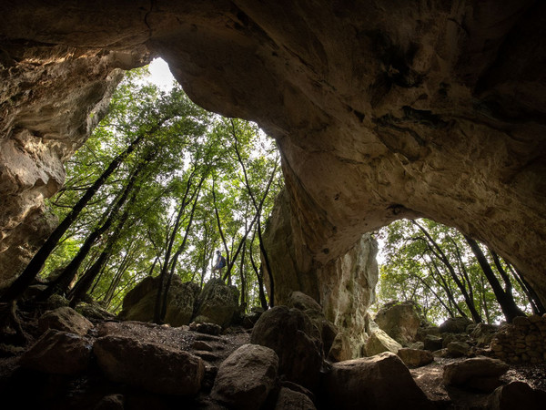 Caverna della Pollera, Finale Ligure