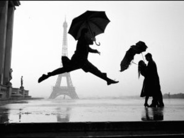 Elliott Erwitt, Eiffel Tower, 100th Anniversary. Paris, France, 1989