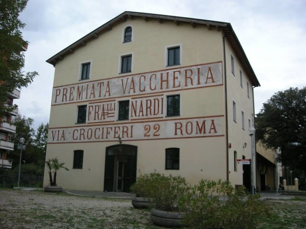 Biblioteca Vaccheria Nardi, Roma