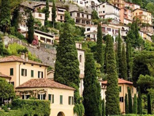 Fogazzaro e Milano. Dalla città scapigliata alla quiete dei laghi