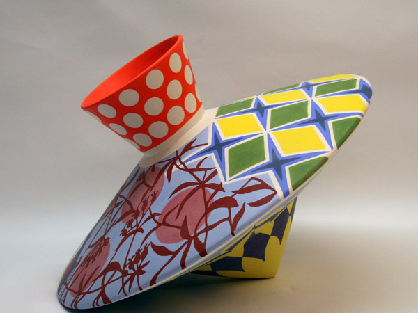 Eloisa Gobbo, Spin vase, 2021, ceramica