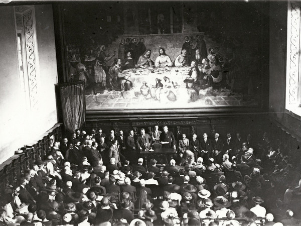 14 settembre 1920, Sala di Dante della Biblioteca Classense: Benedetto Croce, ministro della Pubblica Istruzione, apre le celebrazioni nazionali per il VI Centenario della morte del poeta (fototeca Classense)