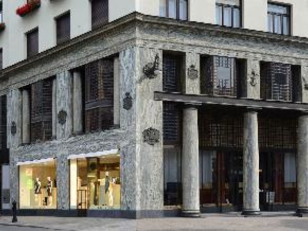 Adolf Loos, fronte Michaelerplatz