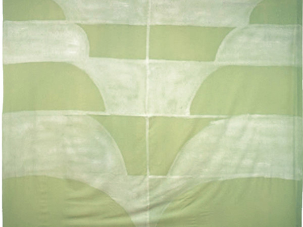 <span>Carla Accardi,<em> Lenzuolo</em>, 1974, stoffa dipinta, 230x255 cm.</span>