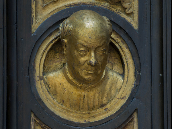 Particolare della Porta del Paradiso con autoritratto del Ghiberti. Picture by Antonio Quattrone. Courtesy of Museo dell'Opera del Duomo di Firenze