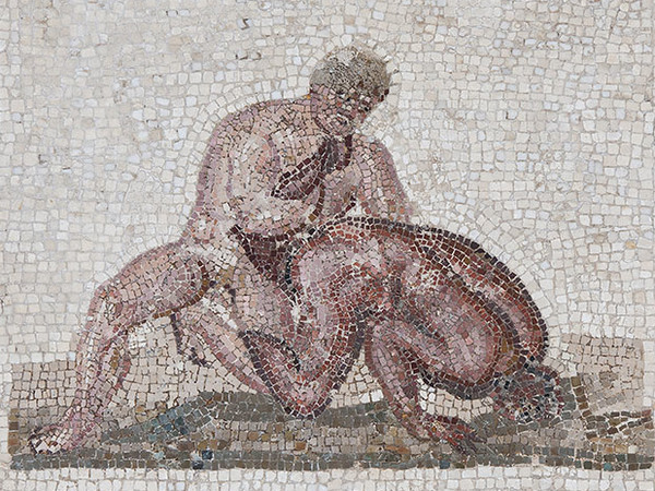 Mosaico dei lottatori nudi in presa, proveniente dal tepidarium delle terme di Gigthis (Henchir Bou Ghrara, nel sud della Tunisia), I - III sec. d.C. | Photo © Gianluca Baronchelli
