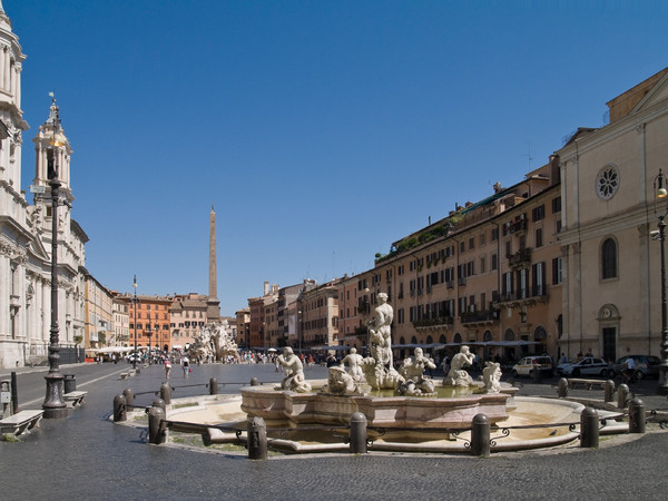 Navona Square