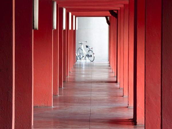 Il Castello. Mostra fotografica di Claudio Orlandi, Foyer Spazio Oberdan, Milano