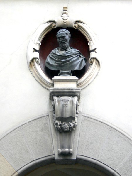 Busto di Michelangelo