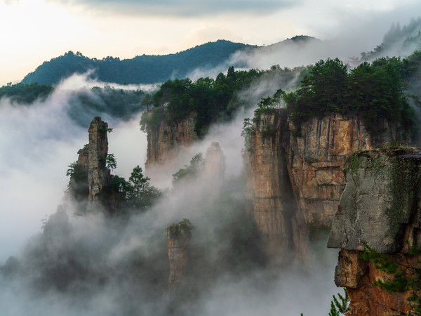 Michael Yamashita, Mountains In The Mist