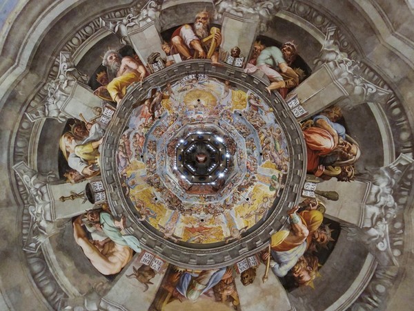 Massimo Sestini, Immagine zenitale dall’interno della cupola del Brunelleschi, Duomo di Firenze