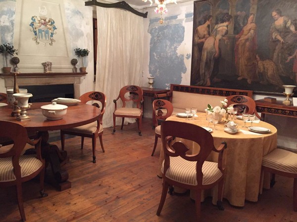 Arte in tavola: a Villa Romano la mostra che fa rivivere la mise en place dell’800