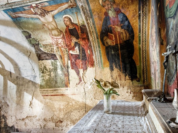 Graffito su affresco a Piè di Cammoro, Foligno