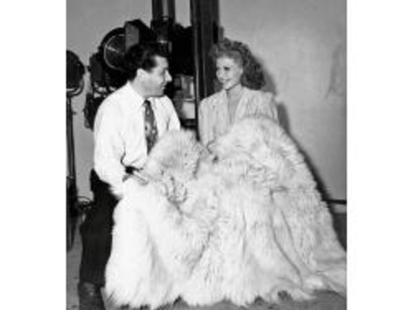 George Hurrell e Rita Hayworth agli studios della Columbia Pictures, Los Angeles, 1942