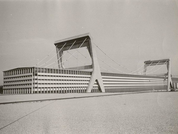 Pier Luigi Nervi, Cartiera Burgo di Mantova