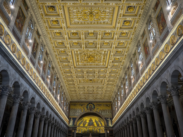 Soffitto della Basilica di San Paolo fuori le Mura a Roma, Immagine tratta dal film 