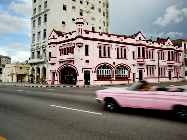 Maja Galli, Cuba