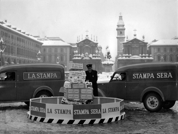 La Stampa fotografa un’epoca. Foto d'Archivio