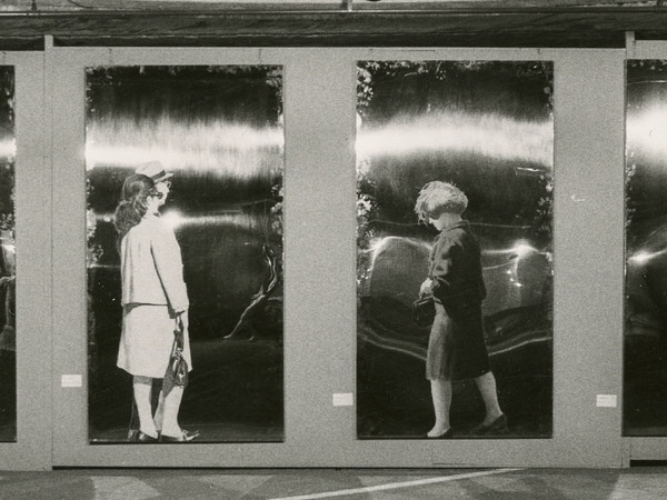 Michelangelo Pistoletto, exhibition view, Contemporanea, 1973-1974, Roma, Parcheggio di Villa Borghese I Ph. Massimo Piersanti. Centro Archivi MAXXI Arte. Fondo Incontri Internazionali d’Arte (AIIA)