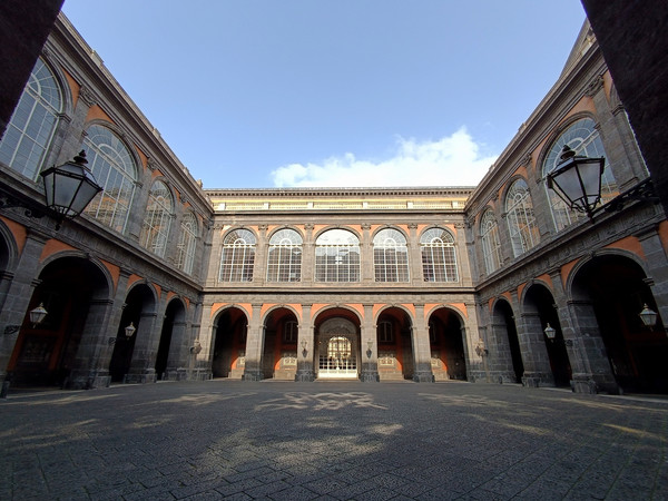 Cortile d’Onore di Palazzo Reale, Napoli