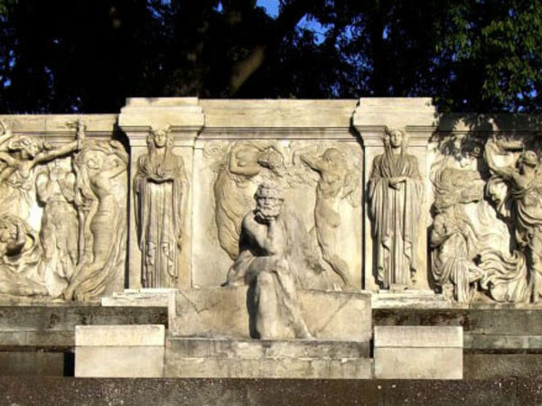 Monumento a Giosué Carducci