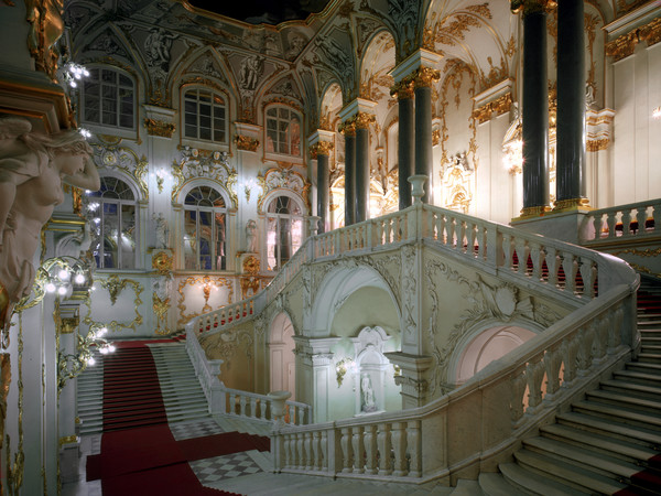 Scalone d'onore della Galleria Superiore, Palazzo d'Inverno | © San Pietroburgo, Museo Statale dell'Ermitage | Courtesy Nexo Digital