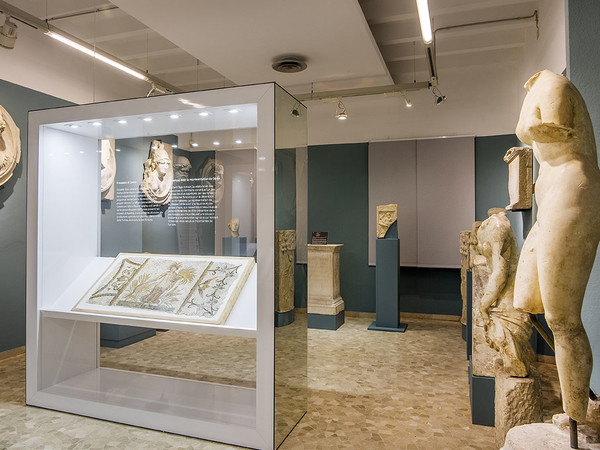 Il Bardo ad Aquileia, Archeologia Ferita, la sale del Museo Archeologico nazionale, 2015-2016 | Photo © Gianluca Baronchelli