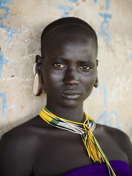 Steve McCurry. Viaggio intorno all’Uomo, Complesso Museale Santa Maria della Scala, Siena