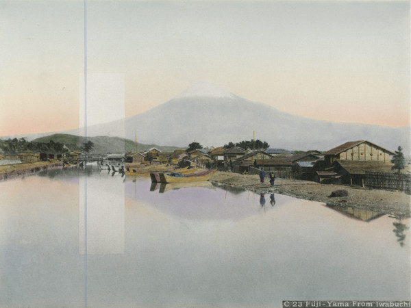 Linda Fregni Nagler, Fuji-Yama from Iwabuchi, 2018, Gelatina a stampa d'argento colorata a mano, 29.3 x 22.3 cm, Con cornice 43.7 x 42.4 cm