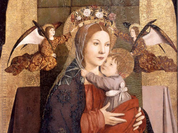 Antonello da Messina, Polittico di Firenze/Milano, 1471-1472, Madonna con il Bambino e due angeli reggicorona, Olio su tavola di pioppo, 54.7 x 114,5 cm Galleria degli Uffizi, Firenze | Foto: Su concessione del Ministero per i Beni e le Attività Culturali - Gallerie degli Uffizi Foto Giulio Archinà