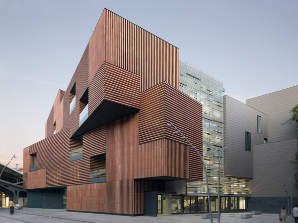 Scuola Massana Barcellona, Spagna. Estudio Carme Pinós I Ph. Duccio Malagamba