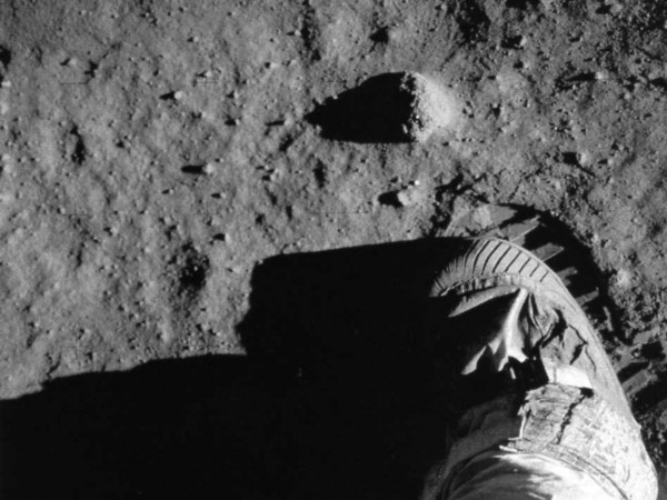 L'impronta lasciata da Buzz Aldrin sul suolo lunare